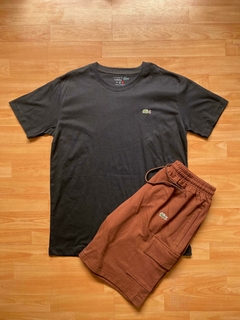 CONJUNTO LACOSTE ALGODON REMERA Y BERMUDA CARGO CALIDAD PREMIUM
