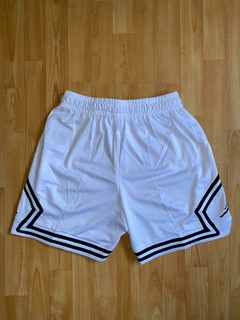 SHORT BERMUDA NBA JORDAN BLANCO IMPORTADO - tienda online