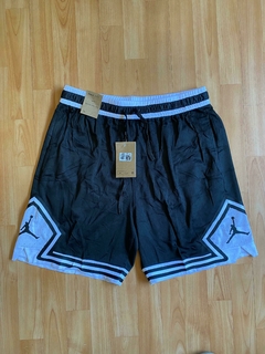 SHORT BERMUDA NBA JORDAN NEGRO IMPORTADO