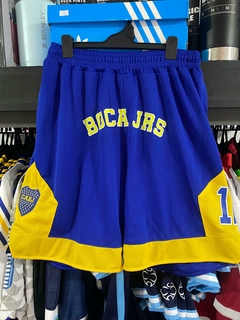 SHORT BOCA JUNIORS BERMUDA CON BOLSILLOS ESTILO NBA BORDADA