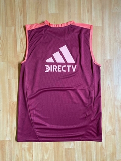MUSCULOSA RIVER PLATE ENTRENAMIENTO BORDO MANGA SALMON NUEVA - comprar online