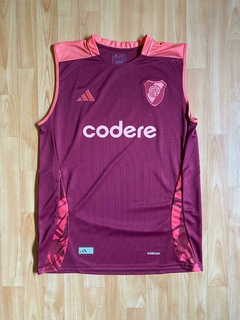 MUSCULOSA RIVER PLATE ENTRENAMIENTO BORDO MANGA SALMON NUEVA