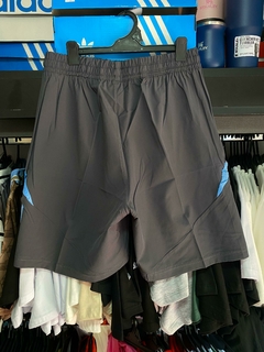 SHORT BERMUDA MICROFIBRA CON CIERRE AFA SELECCION ARGENTINA GRIS en internet