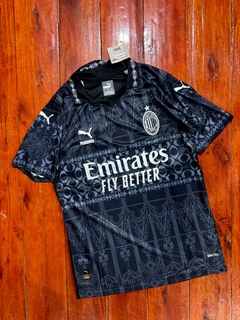 CAMISETA AC MILAN ITALIA SUPLENTE NEGRA IMPORTADA G5 - comprar online