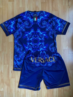CONJUNTO POTRERO ITALIA VERSACE REMERA Y SHORT PREMIUM - FAQ INDUMENTARIA