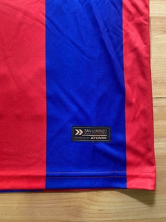 CAMISETA SAN LORENZO TITULAR ATOMIK 2025 en internet