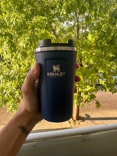 VASO CAFE CON TEMPERATURA LED 510 ML coffee AZUL - comprar online