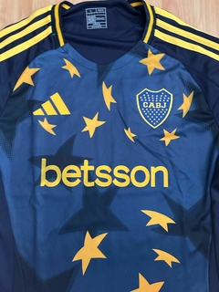 CAMISETA BOCA JUNIORS NUEVA ALTERNATIVA ESTRELLAS 2025 26 - FAQ INDUMENTARIA
