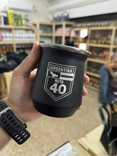MATE TERMICO GRANDE CON VUELO GRABADO RUTA 40
