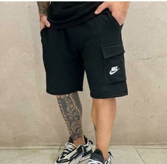 BERMUDA NIKE CARGO ALGODON BORDADA