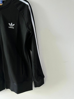 CAMPERA ADIDAS SST ALGODON FRIZADA NEGRA en internet