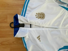 Imagen de CAMPERA ROMPEVIENTO AFA SELECCION ARGENTINA BLANCA