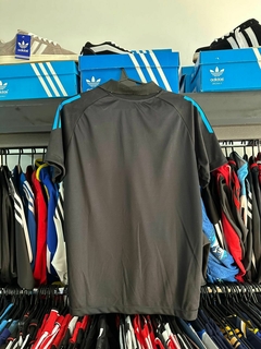 Imagen de CHOMBA AFA SELECCION ARGENTINA NEGRA SCALONI 2024