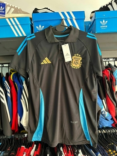 CHOMBA AFA SELECCION ARGENTINA NEGRA SCALONI 2024