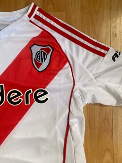 CAMISETA RIVER PLATE MARTINEZ QUARTA TITULAR MANGA CORTA 2025 - tienda online