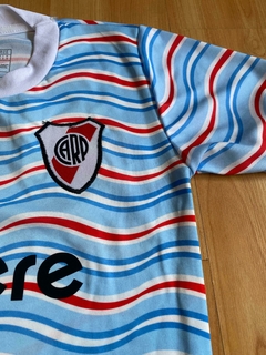 NIÑO CAMISETA RIVER PLATE PREMATCH ENTRENAMIENTO 2025 - comprar online