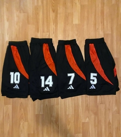 SHORT BERMUDA CON CIERRE PERSONALIZADO RIVER PLATE CON NUMERO O SIN NUMERO TITULAR 2025