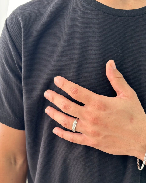 Anel masculino giratório