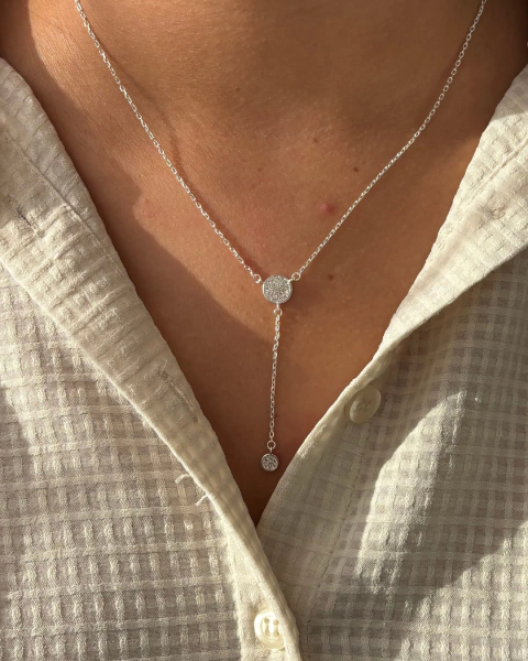 Gravatinha círculos cravejado