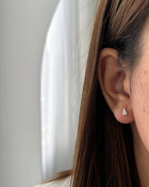 Brinco ponto de luz gota