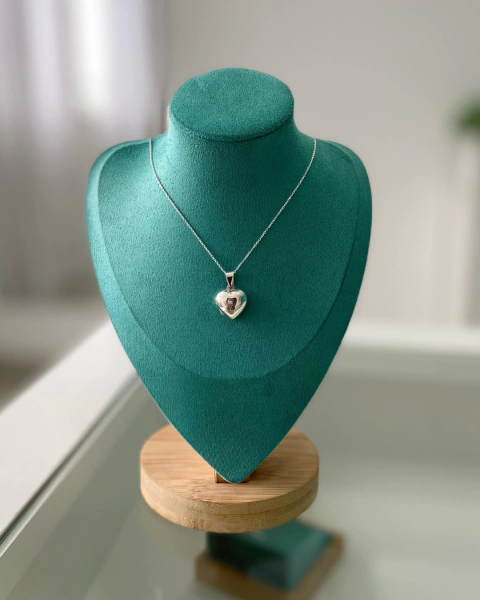 Colar Relicário Coração