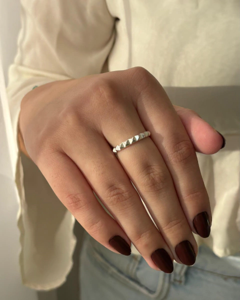 Anel pirâmides - comprar online