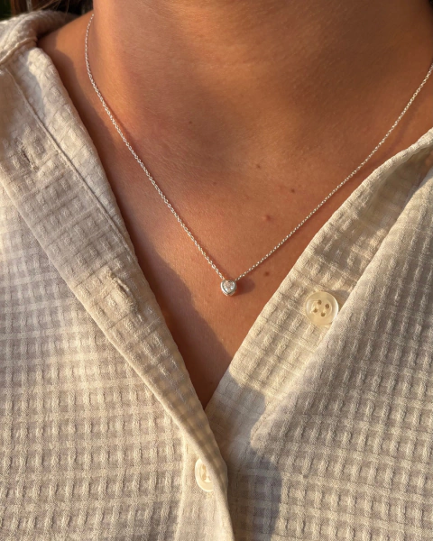 Colar ponto de luz coração - comprar online