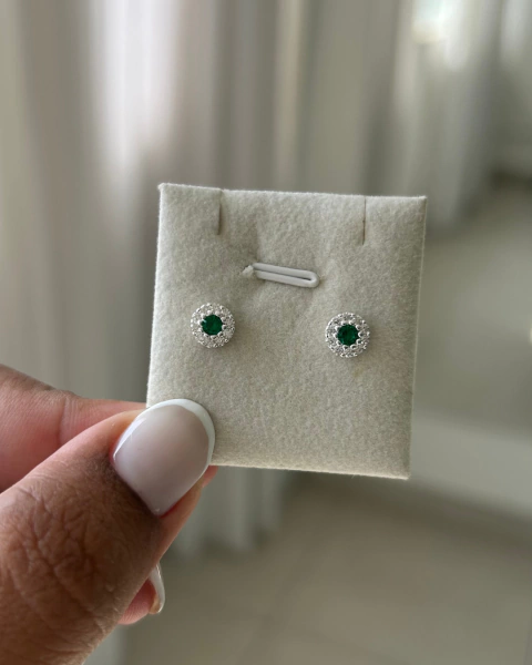 Brinco Celine esmeralda