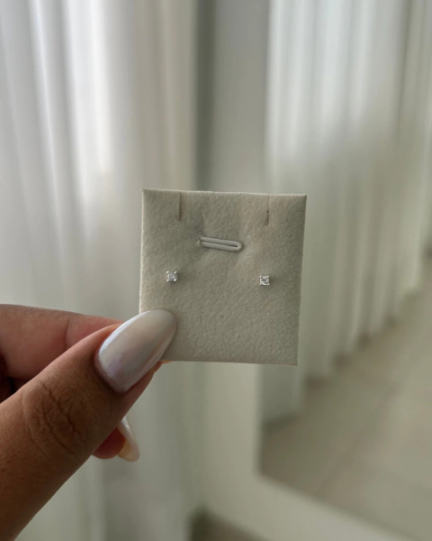 Brinco ponto de luz 2mm