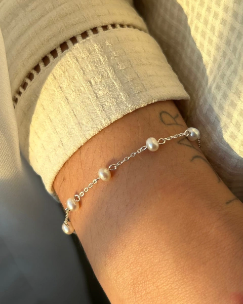 Pulseira pérolas