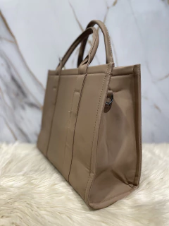 TOTE ONA SAEZ IMPERMEABLE en internet