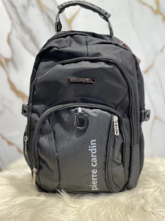 MOCHILA PORTANOTBOOK CON FUNDA IMPERMEABLE PIERRE CARDIN - comprar online