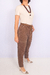 Calça Mom Jeans Marrom na internet