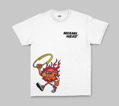 Remera Miami Heat D5 - BubbleGum en internet