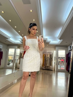 Vestido Curto Tubinho em Alfaiataria com Renda Guipir e Bordado Manual - comprar online