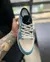 Nike Air Jordan Low na internet