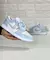 Nike Air Jordan Low na internet