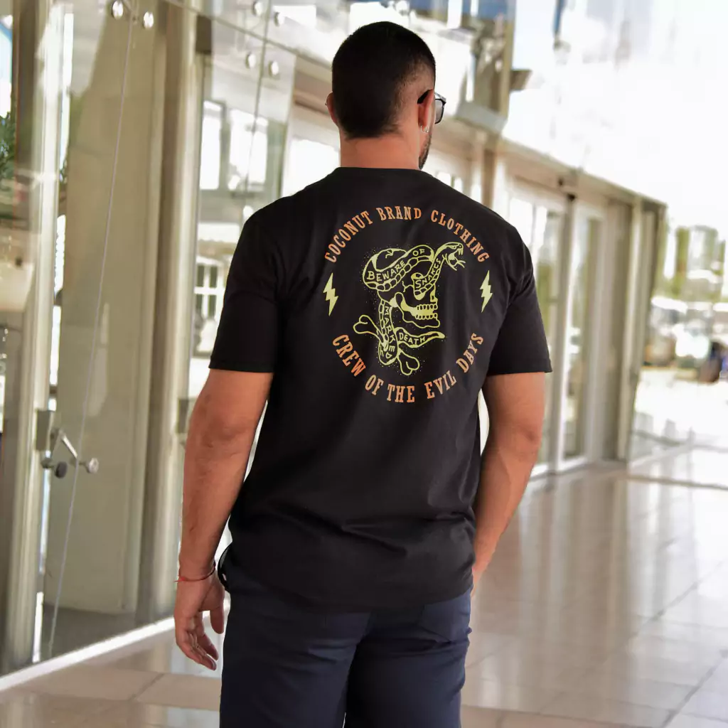 Remera Regular fit coconut crew coconut black snake