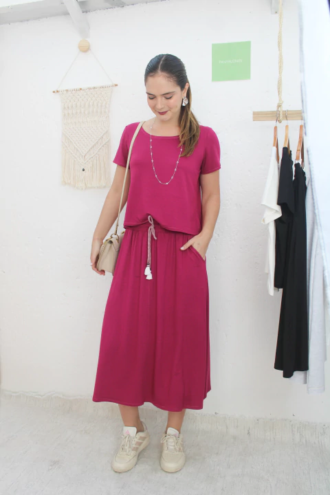 CONJUNTO Serena: Saia Midi serena + Blusa - comprar online