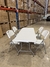 MESA BLANCA CON 4 SILLAS PLEGABLES