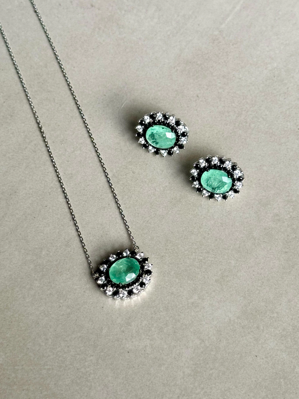 Conjunto Fusion Esmeralda Colombiana