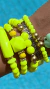 Mix de pulseiras Graça Neon