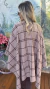Poncho Raquel Bege - Loja Online de Roupas | Maria Vai Com a Moda