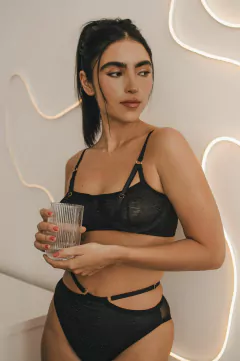 Sutiã Pandia na internet