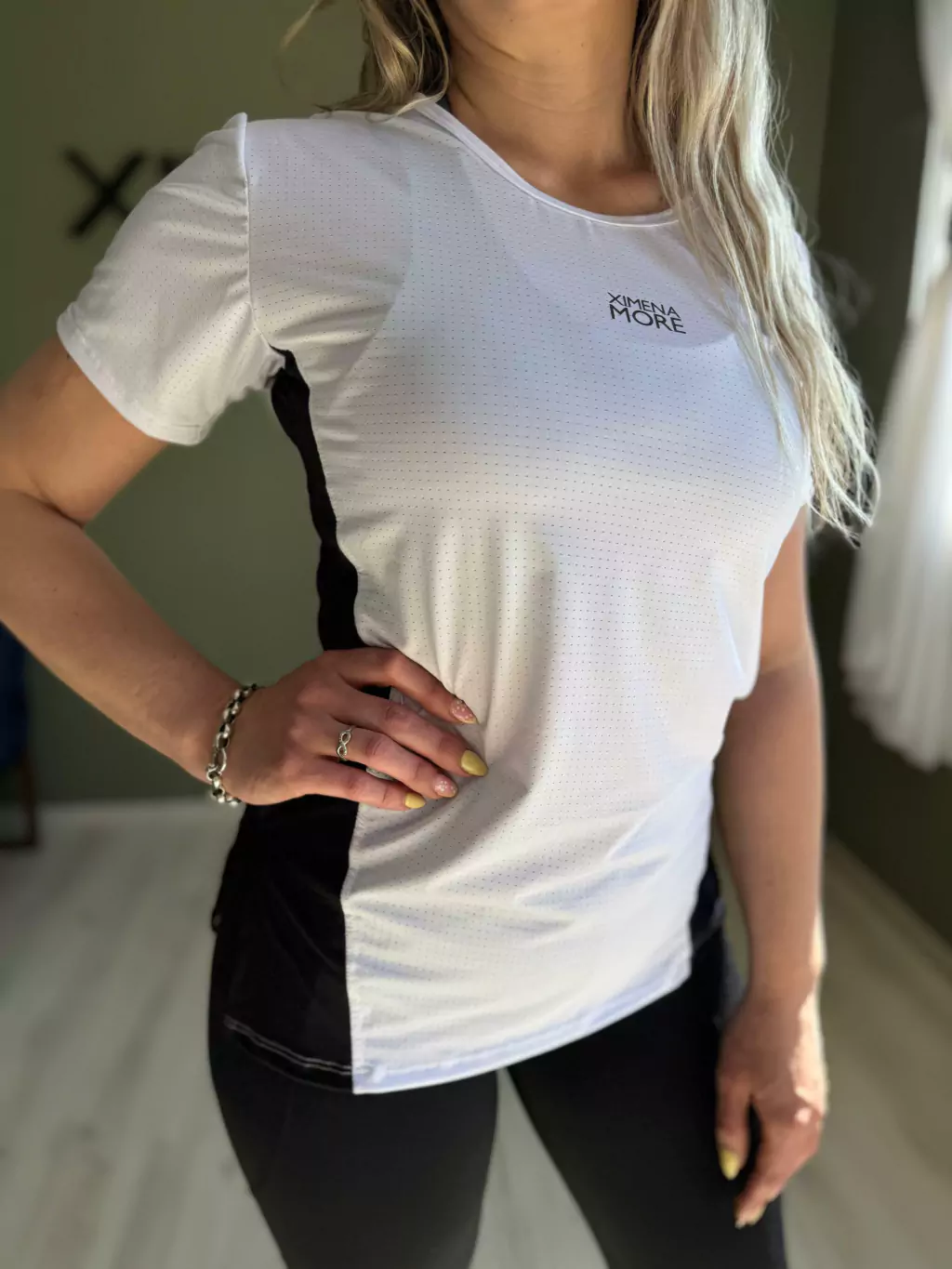 Remera Vibe blanca