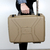 Case Crosster 38 Tan na internet