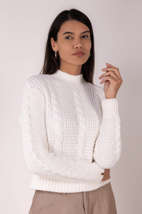 Blusa Tricot Feminina Cropped Trançada Off White Em Fio Pluma