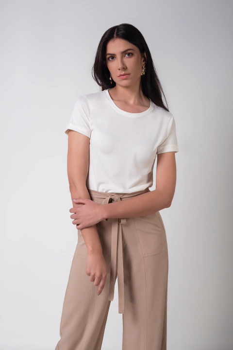 Blusa Básica Feminina Manga Curta - Off White - comprar online
