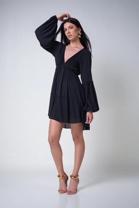 Vestido Curto Manga Longa - Preto