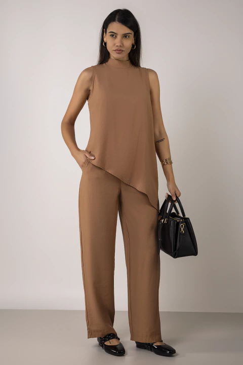 Calça Alfaiataria Feminina Reta Toffee